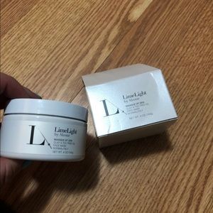 Limelife masque of zen